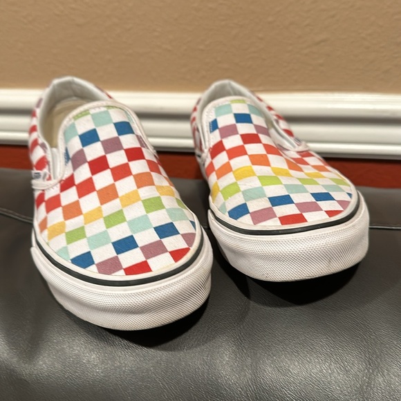 Vans Classic Slip-ons Rainbow Checkered - NWOT…US Women’s size 7.5 or Mens sz 6 - Picture 9 of 9